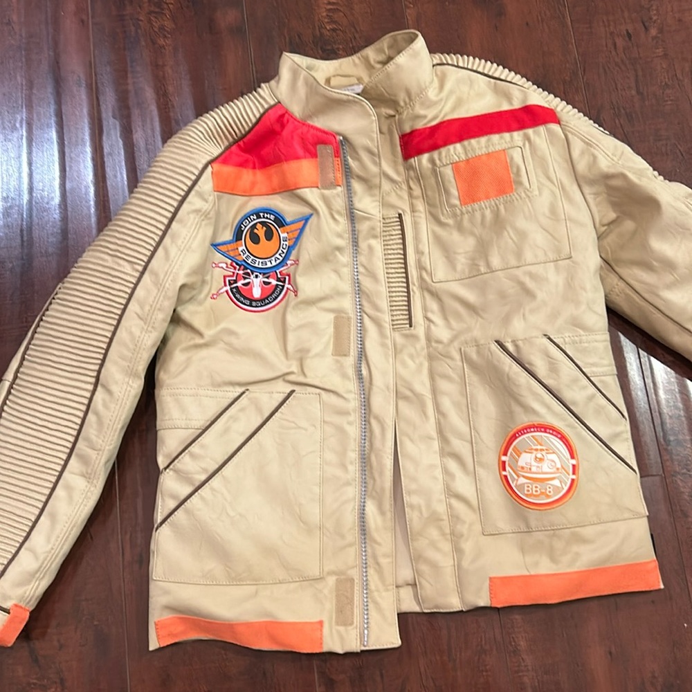 Brand new wo tags Star Wars Disney jacket